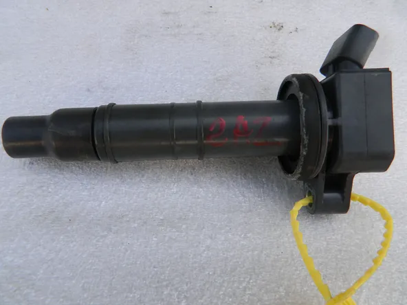 Катушка зажигания TOYOTA 2AZFE (Контрактный) 79768836