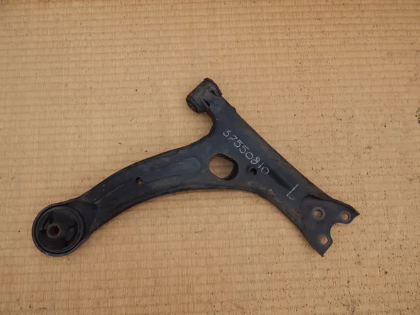 Рычаг подвески TOYOTA AVENSIS AZT250 Перед Лев (Контрактный) 37550810