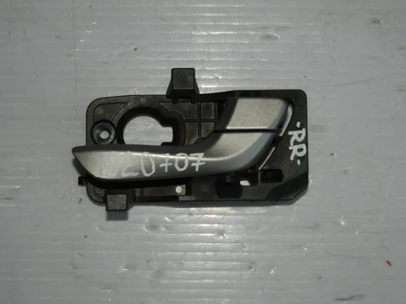 Ручка двери HYUNDAI SOLARIS HCR Зад Прав (Б/У)