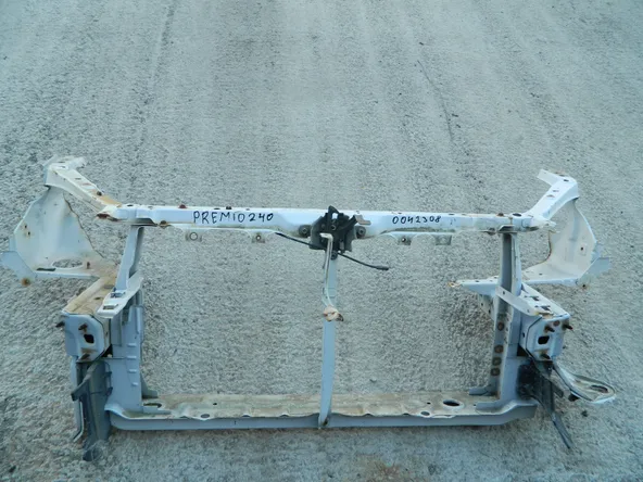 Рамка радиатора TOYOTA PREMIO AZT240 (Контрактный) 40951732 5320120731