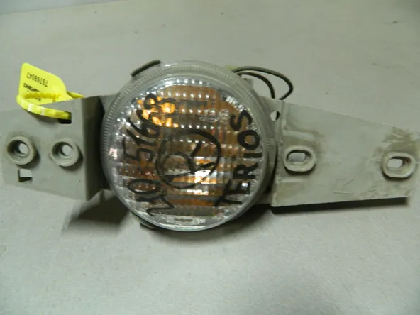 Повторитель поворота DAIHATSU TERIOS KID J111G Перед Прав (Контрактный) 79768047