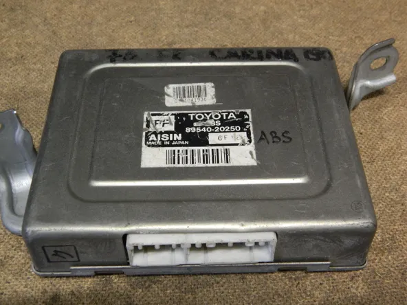 Блок управления ABS TOYOTA CARINA AT191 (Контрактный) 79590949 8954020250