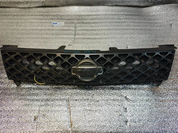 Решетка радиатора NISSAN X-TRAIL T30 (Контрактный) 94603499 623108H300