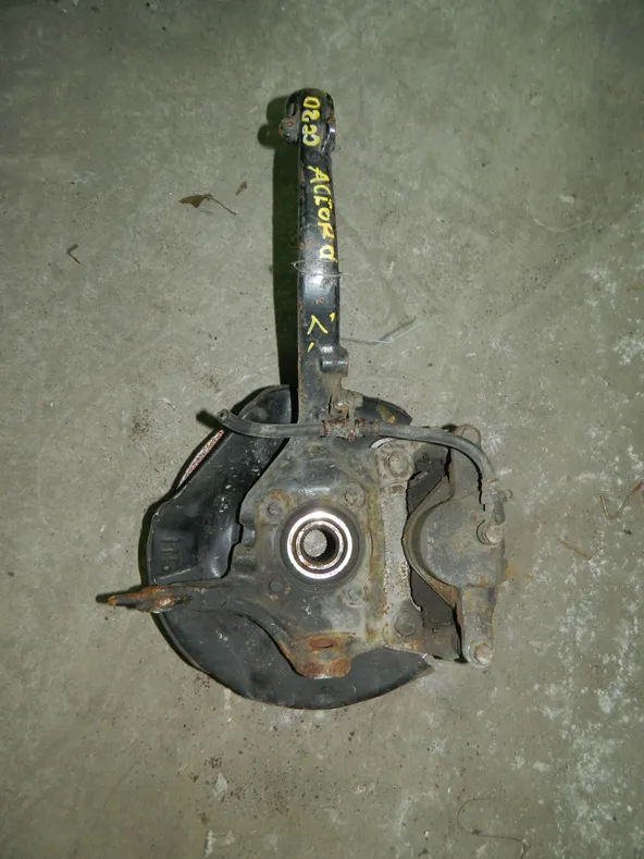 Ступица HONDA INSPIRE CC2 Перед Лев (Контрактный) 79586521