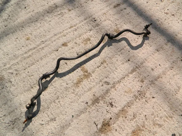 Стабилизатор SUBARU XV GP7 Перед (Контрактный) 1042630137