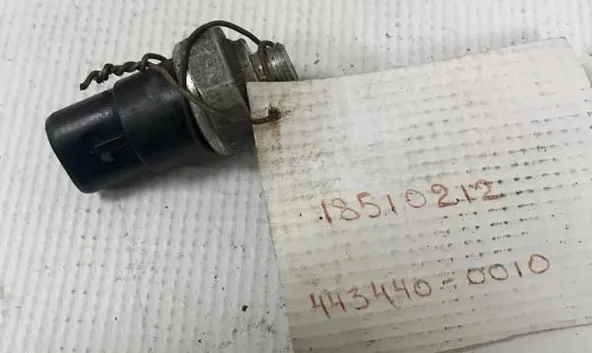 Датчик давления кондиционера TOYOTA COROLLA AE115 (Контрактный) 4434400010