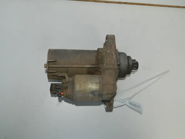 Стартер VOLKSWAGEN POLO MK5 CFN (Б/У)