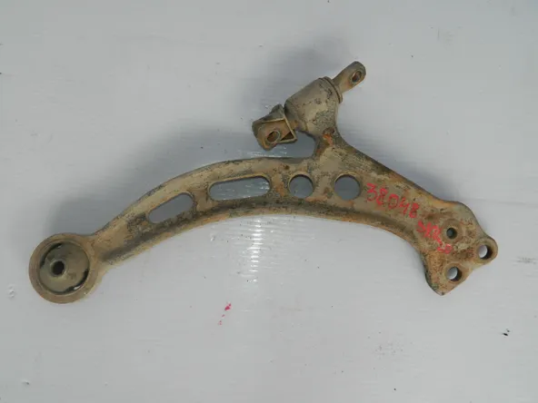 Рычаг TOYOTA CAMRY GRACIA Перед Прав SXV20 5SFE (Б/У)