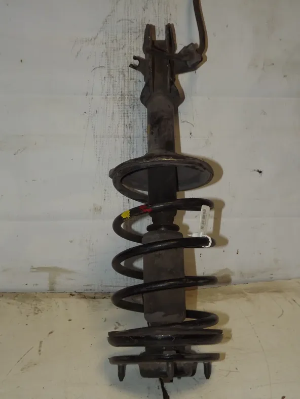 Стойка подвески MITSUBISHI LANCER CK2A Перед Лев (Контрактный)