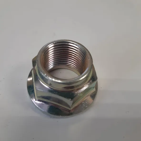 Гайка SGP 2737560A00 SUZUKI Grand Vitara