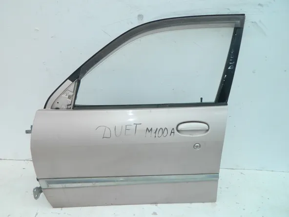 Дверь TOYOTA DUET M100A Перед Лев (Контрактный) 46098006 6700297201