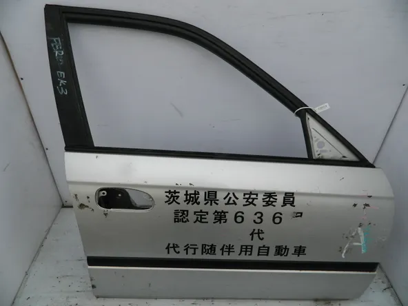 Дверь HONDA CIVIC FERIO EK3 Перед Прав (Контрактный) 35021566 67010S04000ZZ