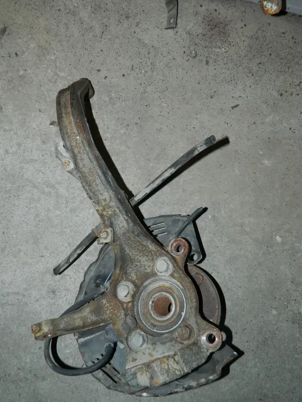 Ступица MITSUBISHI LEGNUM EC5W Перед Лев (Контрактный) 79591186