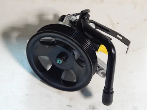 Насос ГУР DAGGER DPV005 HYUNDAI SOLARIS 2011- / KIA RIO 2011- 571004L000