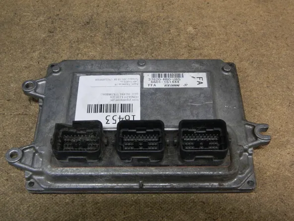 Блок управления ДВС HONDA FIT L13A (Контрактный) 16453 37820RB0J65