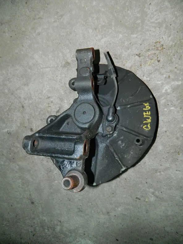 Ступица MAZDA CAPELLA GWEW Зад Лев (Контрактный) 79591112