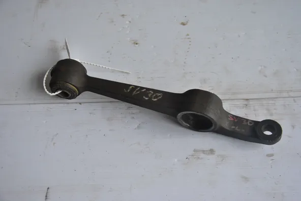 Рычаг подвески TOYOTA CAMRY SV30 Перед Лев (Контрактный) 46091616