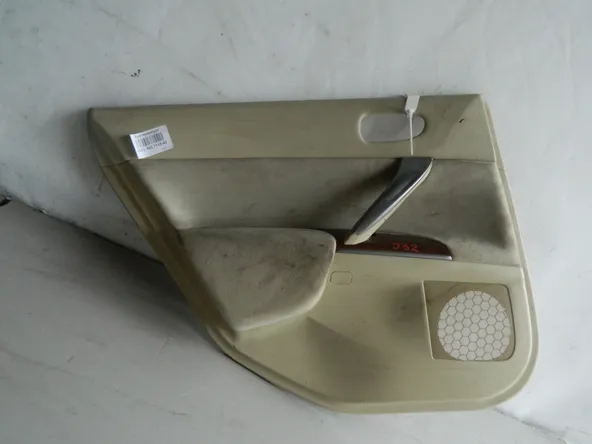 Обшивка двери NISSAN TEANA J32 Задн. Лев. (Контрактный) 45976173