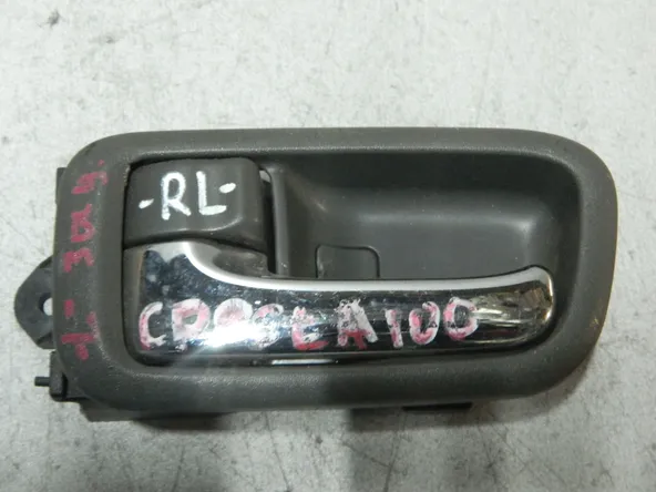 Ручка двери внутренняя TOYOTA CAMRY MCV20 Лев (Контрактный) 81528483 6920630120