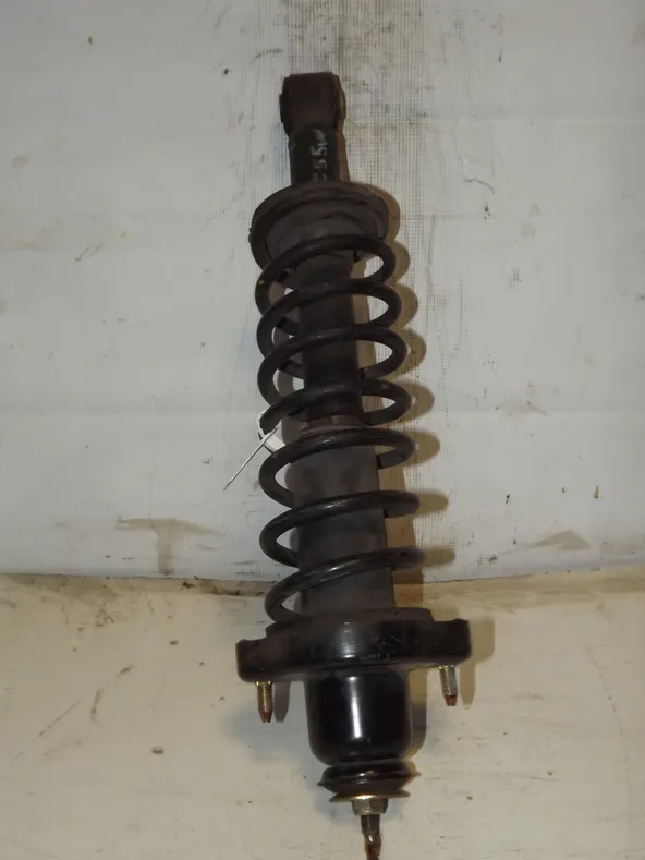 Стойка подвески MITSUBISHI LANCER CEDIA CS5W Зад (Контрактный) 35023425