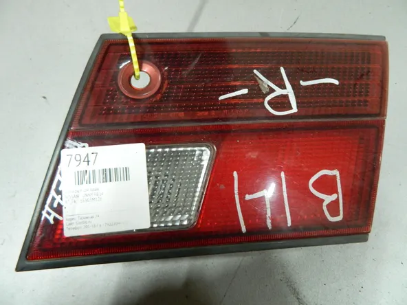 Фонарь NISSAN SUNNY FB14 Зад Прав 4774B (Контрактный) 64492298