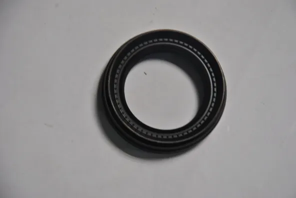 Сальник MITSUBISHI MD758763 MITSUBISHI 41X61X11,5/16