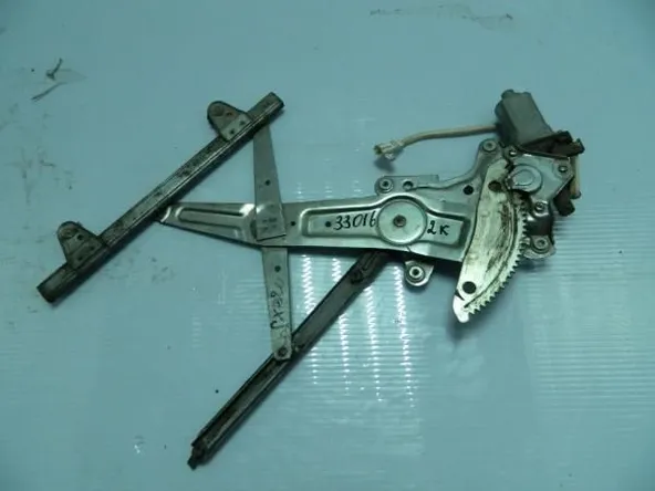 Стеклоподъемник TOYOTA Camry Gracia SXV20 (бу) 8571030300