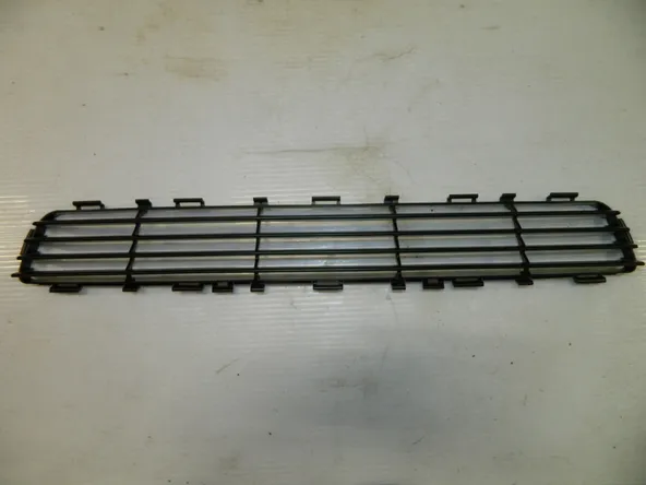 Решетка радиатора API TY470000G0000 TOYOTA Avensis