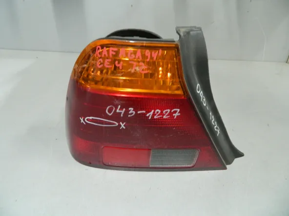 Фонарь HONDA RAFAGA CE4 Зад Лев (Контрактный) 68000836