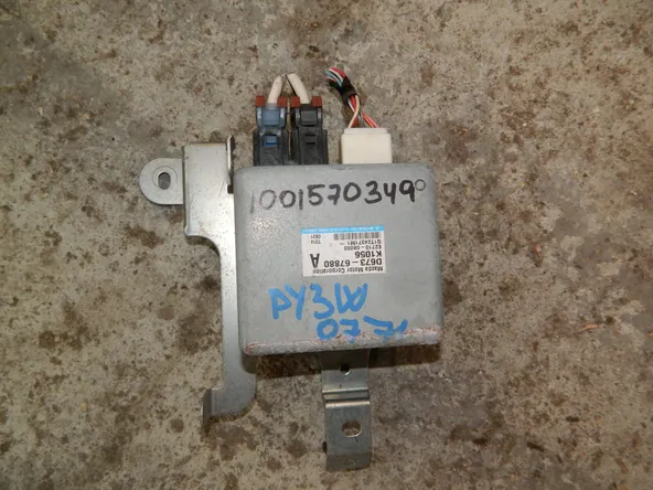 Блок управления рулевой рейкой MAZDA DEMIO DY3W (Контрактный) 1001570349