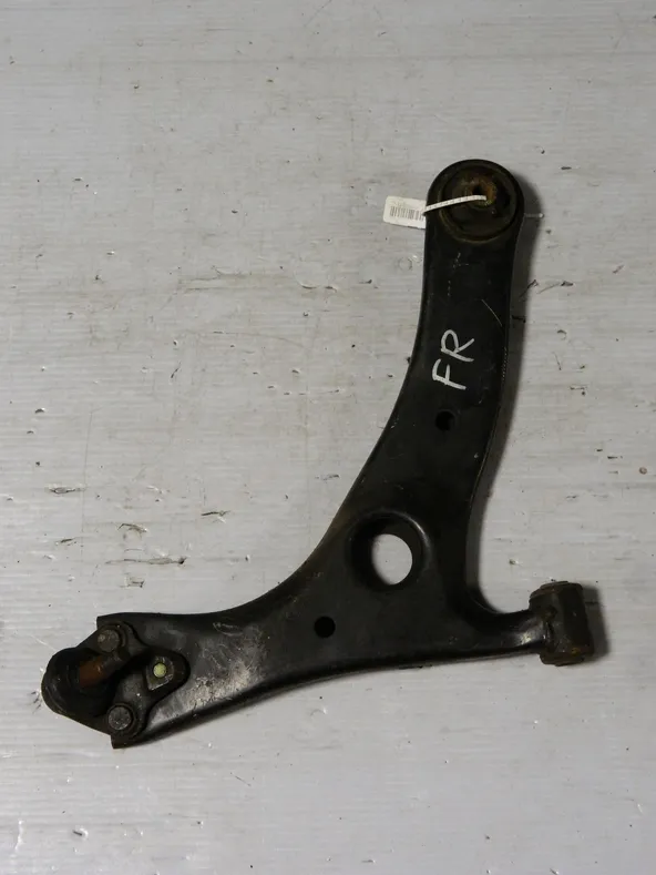 Рычаг подвески TOYOTA OPA ACT10 Перед Прав (Контрактный) 45992515