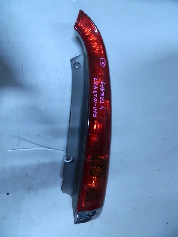 Фонарь HONDA STREAM RN1 Зад Прав 1483 (Контрактный) 68000566