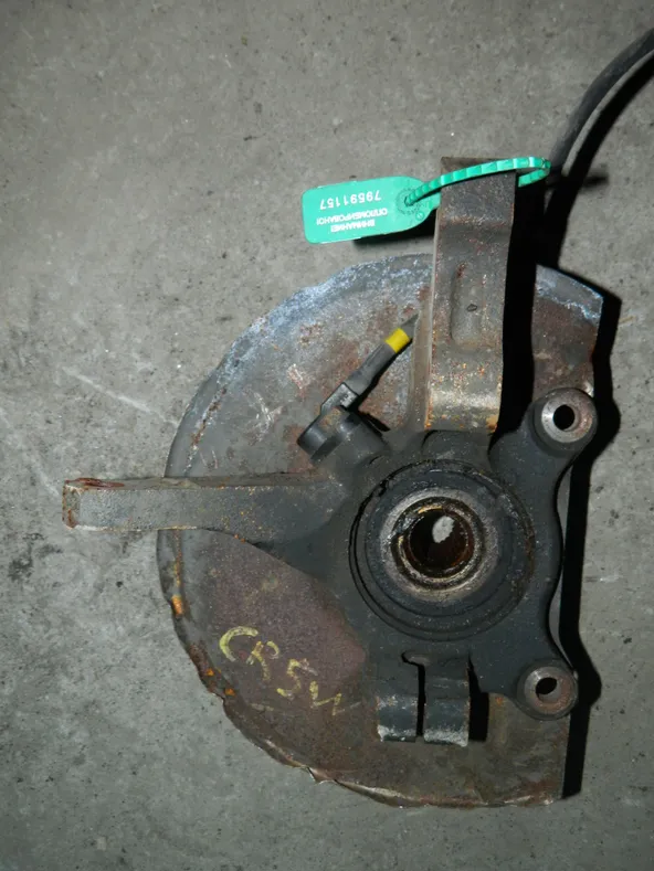 Ступица MITSUBISHI LANCER CS5W Перед Лев (Контрактный) 79591157