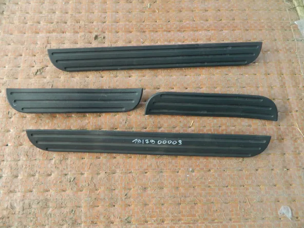 Накладка на порог TOYOTA RAV4 ACA36 Перед Зад Лев Прав (Контрактный) 1917900003