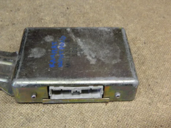 Блок управления климат-контролем MITSUBISHI DIAMANTE F31A (Контрактный) 79590940