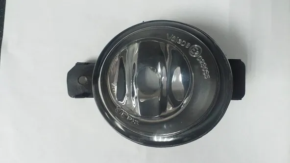 Фара противотуманная VALEO 029065 NISSAN WINGROAD R=L