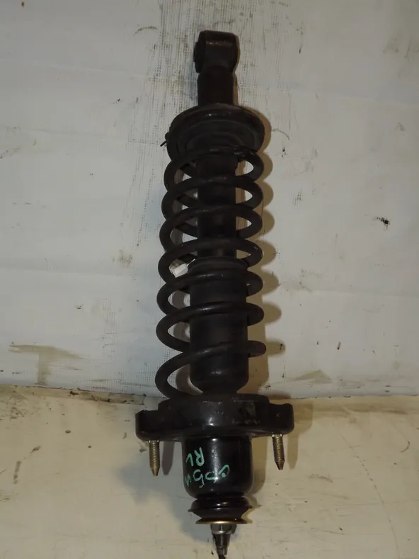 Стойка подвески MITSUBISHI LANCER CS5W Зад Лев (Контрактный)