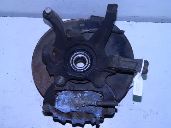 Ступица NISSAN RNESSA N30 Перед Лев (Контрактный) 69586628