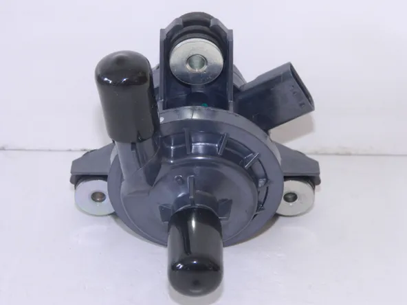 Помпа водяная GENERAL PARTS G904047090 TOYOTA PRIUS ALPHA