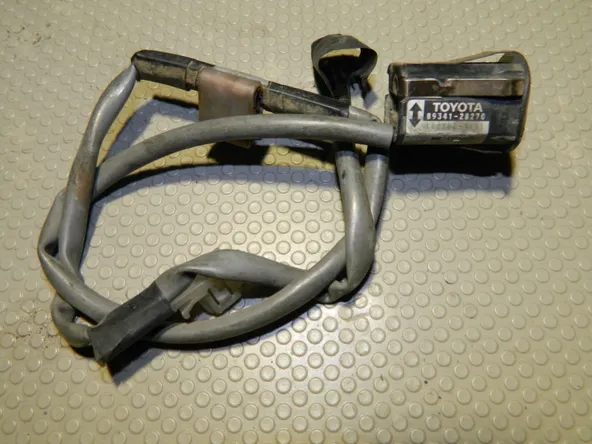 Датчик парктроника TOYOTA LITE ACE NOAH CR50 Перед Лев (Контрактный)