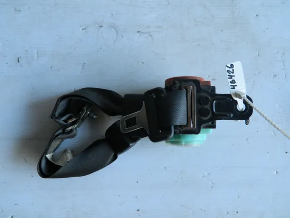 Ремень безопасности TOYOTA 7336012751C0 TOYOTA COROLLA ZZE120 4ZZFE Зад Прав (Б/У) 7336012750C0