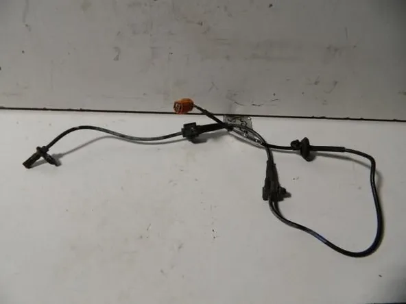 Датчик ABS HONDA FIT GD1 Перед Прав (Контрактный) 10761505