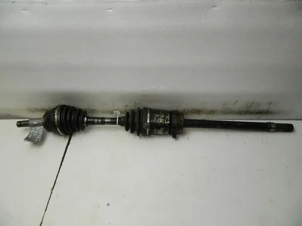 Привод NISSAN CEFIRO A32 VQ20DE Перед Прав (Контрактный) 35015792