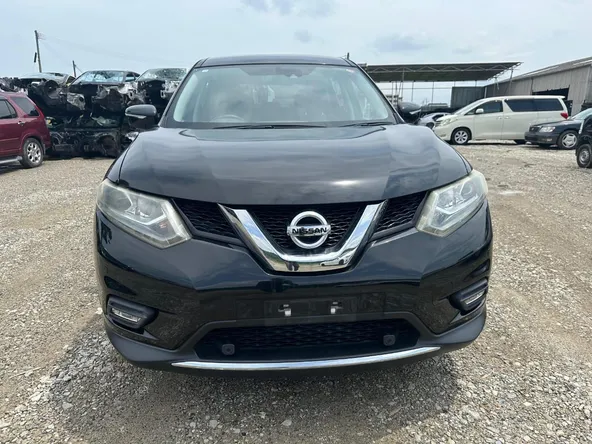 Бампер передний NISSAN X-TRAIL NT32 (Контрактный) 22923003