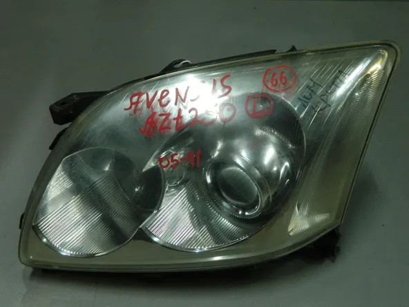 Фара TOYOTA AVENSIS AZT250 Перед Лев 0541 (Контрактный) 03344563