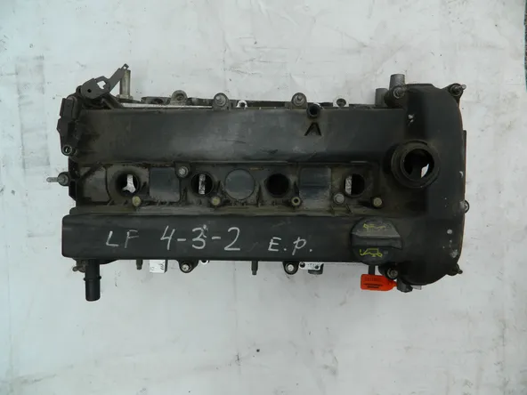 Головка блока цилиндров MAZDA LFDE (Контрактный) 72367153