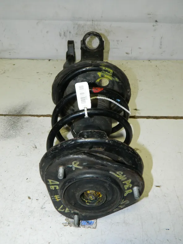 Стойка подвески TOYOTA SPRINTER TRUENO AE111 Перед Прав (Контрактный) 45976636