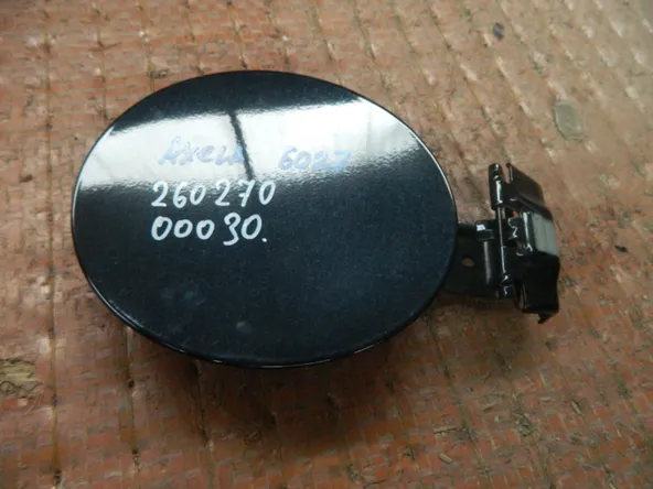 Лючок бензобака MAZDA AXELA BL5FW (Контрактный) 26027000064