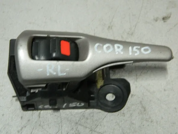 Ручка двери внутренняя TOYOTA COROLLA ADE150 Лев (Контрактный) 81528450