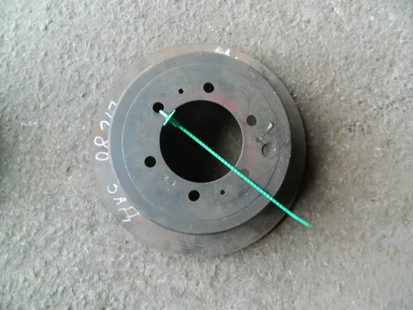 Диск тормозной TOYOTA LAND CRUISER FJ80 Зад (Контрактный) 81530565